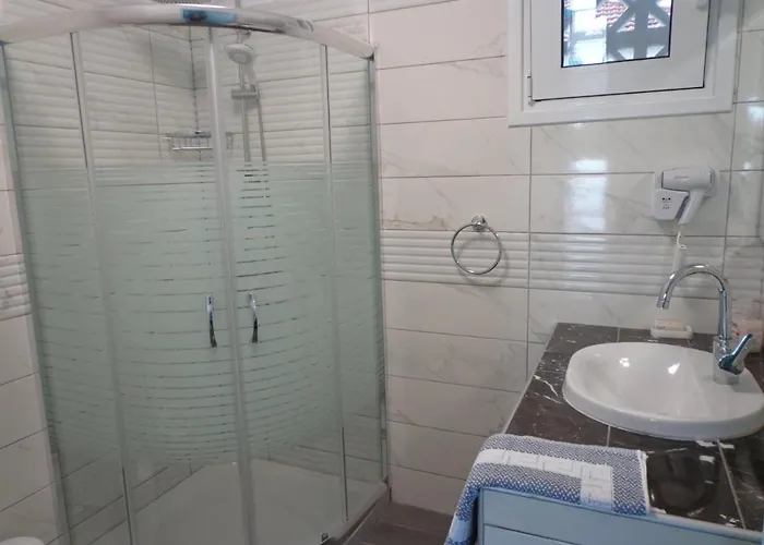 Daglas House Нидри