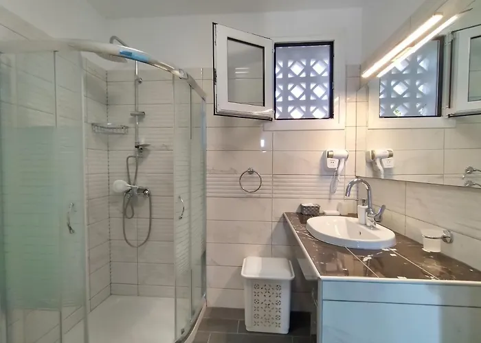 Daglas House Нидри